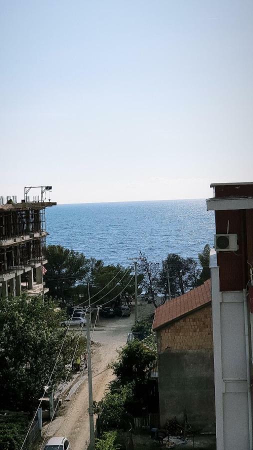 Deor Hotel Shëngjin Eksteriør bilde